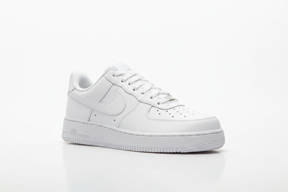 A white nike airforce dunk 