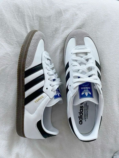 Adidas shoe (samba)